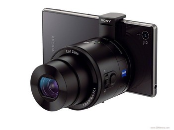     Ini dia amunisi tambahan untuk Xperia Z1. Diberi nama QX Smartlens yang bakal membuat aktivitas memotret jadi lebih asyik. (kredit foto: gsmarena)