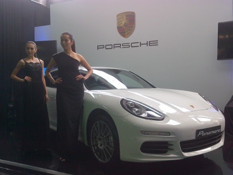 Porsche: Masih Prematur untuk Main Hybrid