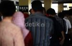 Ratusan Orang Antre Membuat SKCK