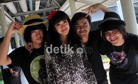 Vierratale Bersiap Rilis Album Baru Bulan Ini