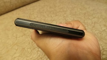 Dilengkapi juga dengan shuter speed tinggi dan 3x clear image zoom membuat Xperia Z1 dapat menangkap gambar dengan tajam meski dalam kondisi cahaya rendah.