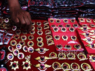 Pedagang Aksesoris Ramaikan Rakernas PDIP