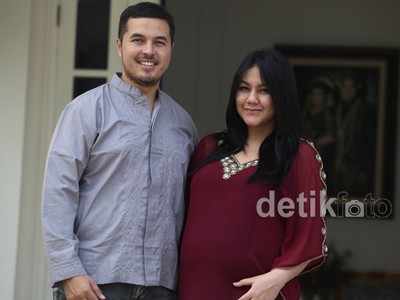 Hamil 4 Bulan, Sissy Priscillia Gelar Syukuran