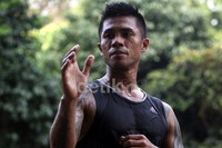 Para atlet pelatnas karate, yang dipersiapkan untuk event SEA Games pun terus mengasah mental dan skil tehnik mereka dengan berlatih serius, di kawasan Stadion Utama GBK Senayan, Jakarta, Jumat (06/09) pagi.