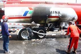 Lindas Motor, Tangki Truk BBM Pertamina Terbakar