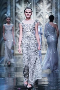 Sebastian Gunawan Trend Show 2014 MODMUSE at Ballroom Hotel Mulia. Senayan. Jakarta. 03 September 2013. [Foto: Mohammad Abduh/Wolipop]