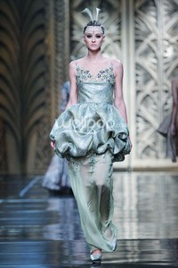 Sebastian Gunawan Trend Show 2014 MODMUSE at Ballroom Hotel Mulia. Senayan. Jakarta. 03 September 2013. [Foto: Mohammad Abduh/Wolipop]