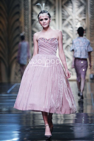 Sebastian Gunawan Trend Show 2014 MODMUSE at Ballroom Hotel Mulia. Senayan. Jakarta. 03 September 2013. [Foto: Mohammad Abduh/Wolipop]