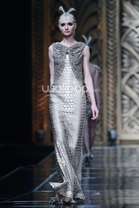 Sebastian Gunawan Trend Show 2014 MODMUSE at Ballroom Hotel Mulia. Senayan. Jakarta. 03 September 2013. [Foto: Mohammad Abduh/Wolipop]