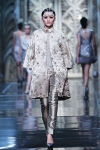 Sebastian Gunawan Trend Show 2014 MODMUSE at Ballroom Hotel Mulia. Senayan. Jakarta. 03 September 2013. [Foto: Mohammad Abduh/Wolipop]