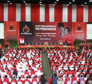 Suara Pro Mega dan Pro Jokowi di Rakernas PDIP