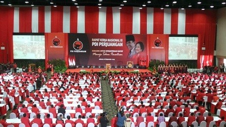 Spanduk, Kios dan Sambutan Wow untuk Jokowi di Rakernas PDIP