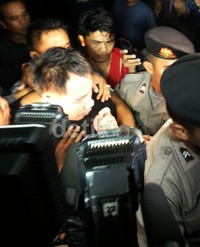 Saat dibawa Vicky pun bungkam seribu bahasa.