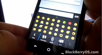 Emoticon BlackBerry pun juga tidak ketinggalan di Android. (kredit foto: screenshoot BlackBerryOS)