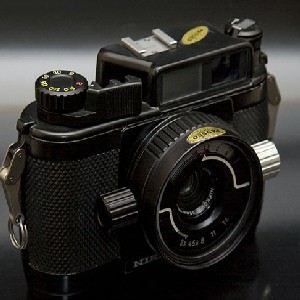 Nikon Garap Kamera Underwater Serius?