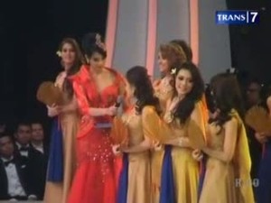 Pembukaan Kontes Miss World Berlangsung Meriah