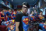 Foto-foto Herbert Chavez, Pria yang Terobsesi Jadi Superman