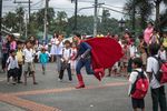 Foto-foto Herbert Chavez, Pria yang Terobsesi Jadi Superman