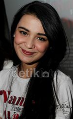 Aih, Cantiknya Shireen Sungkar