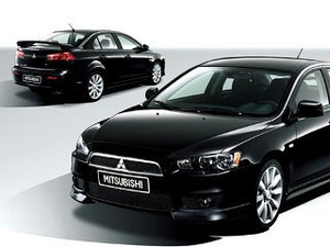 Beda Mitsubishi Evo X dan Lancer EX Milik Dul