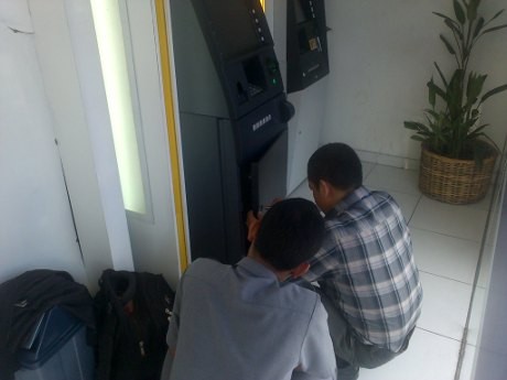Satpam Gagalkan Pembobolan ATM di Semarang