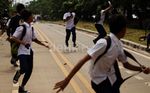 Warga Bubarkan Tawuran Pelajar SMP