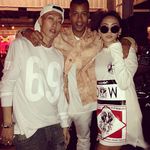 CL 2NE1 Pamer Foto Bareng Jared Leto