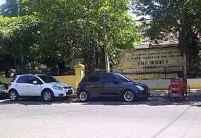 SMA Kompleks Dikepung Mobil Milik Siswa