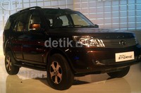 Tata Safari Strome 279,9 juta, dengan mesin 2.2 liter 16 valve DOHC VVT VariCOR yang mampu melontarkan tenaga 140 HP pada 4.000 RPM dan torsi maksimum 320 Nm pada 1.700-2.700 RPM.