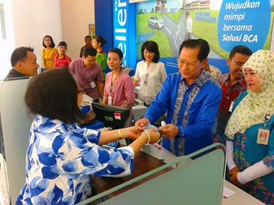 BCA Merayakan Hari Pelanggan Nasional Bersama Nasabah