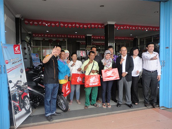 AHM dan Jaringan Satukan Hati bersama Konsumen di Hari Pelanggan