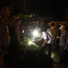 Keluarga Berencana Makamkan Bripka Sukardi di Jakarta