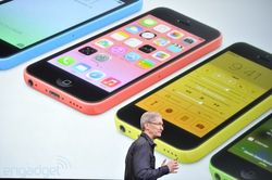Warna-warni iPhone 5C dan 5S di September Ceria