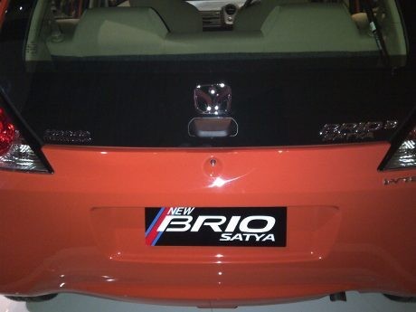 Lambang Mobil Murah Honda Terinspirasi Bunga Melati