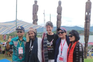 Christine Hakim dan Harapan Untuk Danau Toba