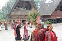 Yang seru di sini adalah rangkaian 11 tarian gondang dan tortor yang mempesona. Dimulai dari Gondang Lae-lae sampai puncaknya yaitu tarian Gondang Sigale-gale (Fitraya/detikTravel)