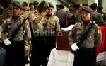 Jenazah Bripka Sukardi Disemayamkan