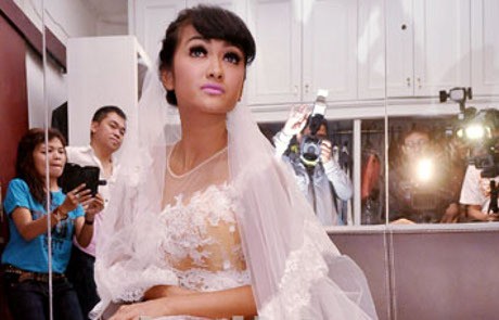 Jelang Nikah, Jupe Buang Muka saat Disinggung Soal Keyakinan