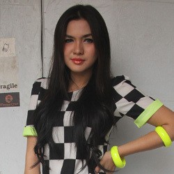 Vicky Shu Ikuti Cara Diet Deddy Corbuzier