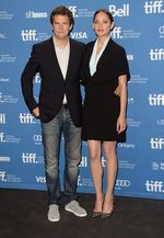 Tampil Sederhana, Marion Cotillard Tetap Cantik