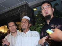     Kosasih datang ke RSPI untuk melihat kondisi Dul. Mahar/detikHOT.