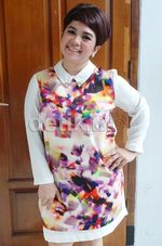 Joy Tobing Tampil Penuh Warna di Sidang Cerai