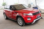 Mei Chan dan Mobil Range Rover Merahnya