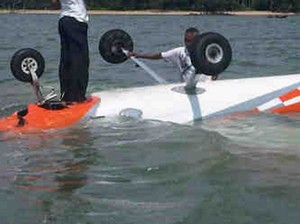Sebelum Jatuh di Laut, Pilot Cessna Sempat Laporkan Ada Masalah Mesin