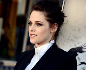 Pangeran Timteng Bayar Rp 5,6 Miliar demi Ngobrol Bareng Kristen Stewart