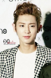 5 Gaya Rambut Si Ceria Chanyeol EXO