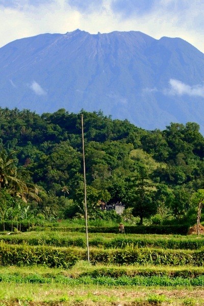 Gunung Agung & 6 Gunung Paling Keramat Sedunia