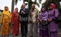 Meski demikian, keluarga korban pembantaian Westerling di Desa Suppa, Kecamatan Suppa, Kabupaten Pinrang, Sulawesi Selatan, mengaku belum menerima kompensasi yang diberikan Pemerintah Belanda.
