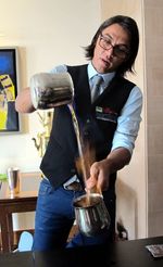 Le Meridien Jakarta Hadirkan Cocktail dan Dessert Berbahan Teh Dilmah