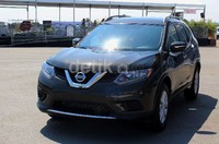 Bagian luar tersedia LED daytime running lamp (DRL) dan pelek 19 inci. Desain anyar Nissan X-Trail ini diklaim sangat aerodinamis dari versi sebelumnya. Wujud Nissan X-Trail semakin mewah lewat kaca panoramik.